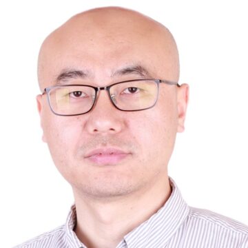 Yajin Zhou의 초상화