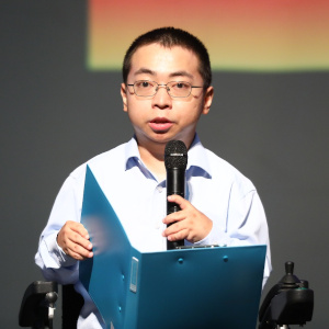 Xiaoyuan Yi